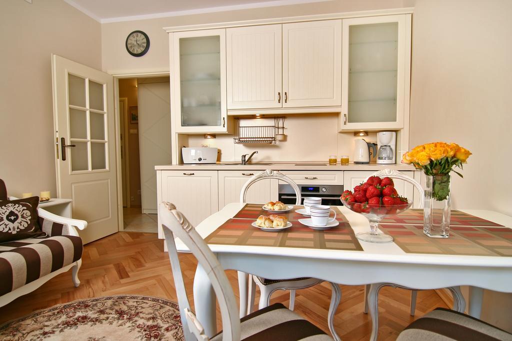 Patio Apartments - Old Town Gdańsk Quarto foto